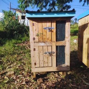 Compact Wooden Chicken Coop